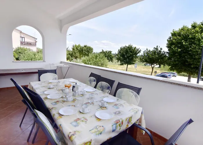 Danica 6-2 By Interhome